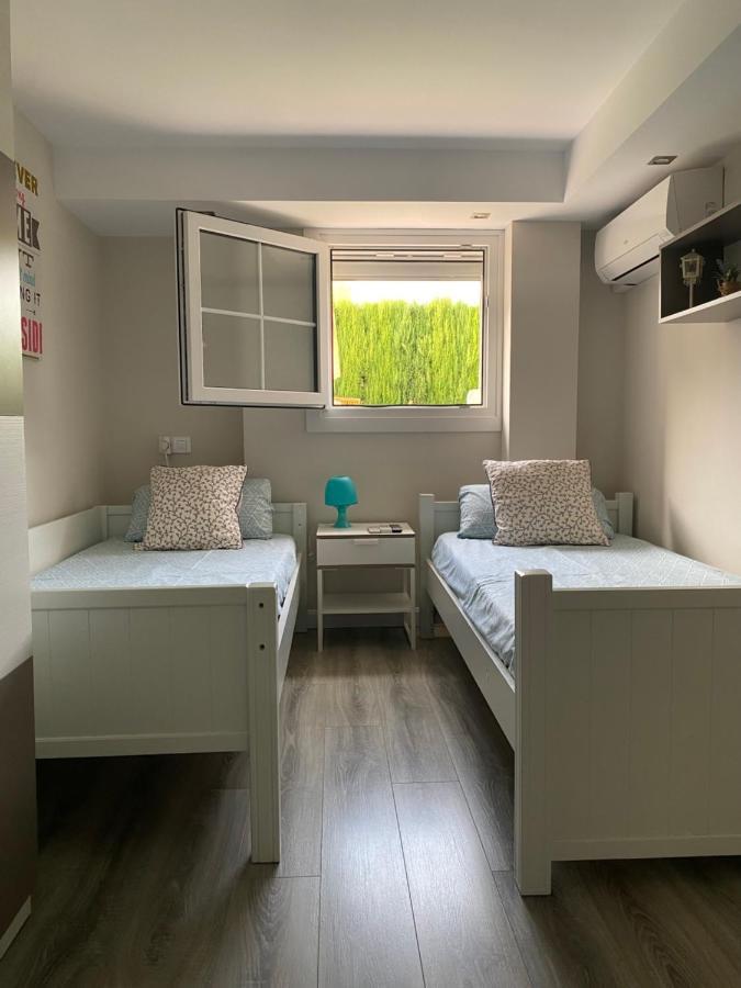 Casa Aries - Villa Con Piscina Privada 利纳雷斯 外观 照片