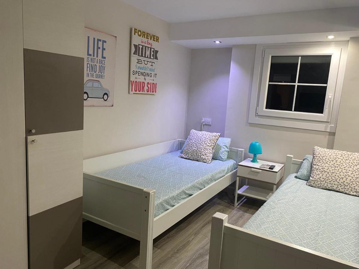 Casa Aries - Villa Con Piscina Privada 利纳雷斯 外观 照片